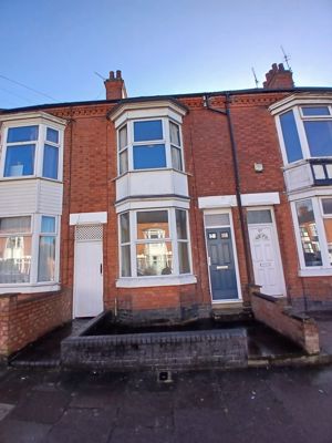 Photo 1- click for photo gallery